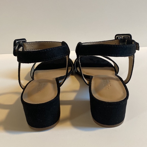 ✨BRAND NEW✨ OLD NAVY BLACK FAUX SUEDE SANDALS WITH SHORT HEEL - Picture 7 of 11